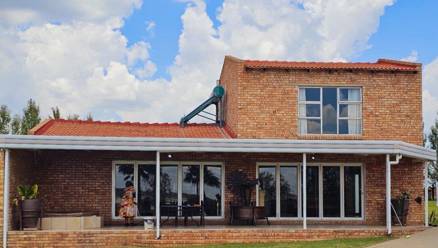 3 Bedroom Property for Sale in Oranjeville Free State